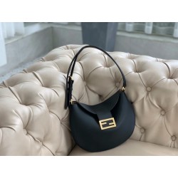 Fendi Small Croissant Hobo Bag In Black Leather 231