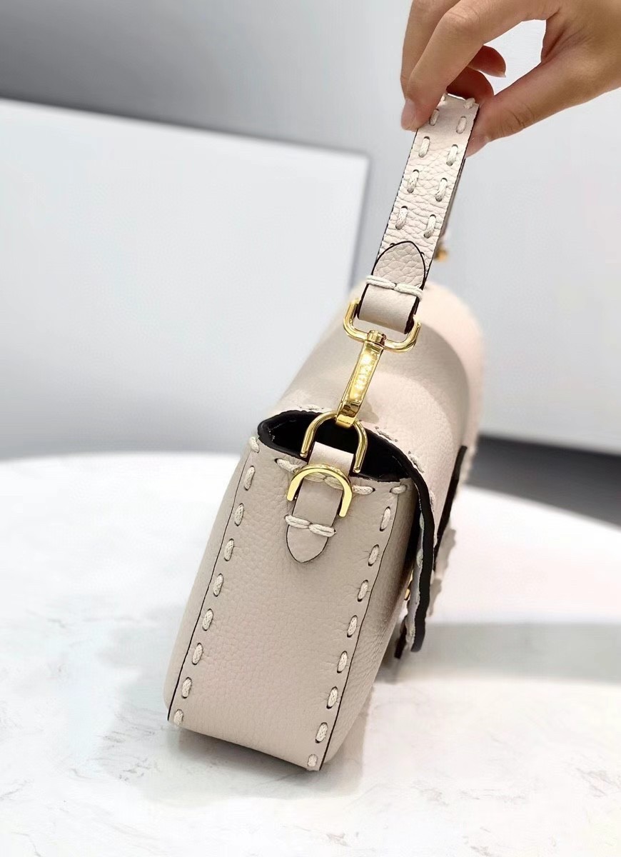 Fendi Medium Baguette Bag In White Grain Leather 151