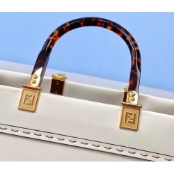 Fendi Sunshine Medium Shopper Bag In White Calfskin 427