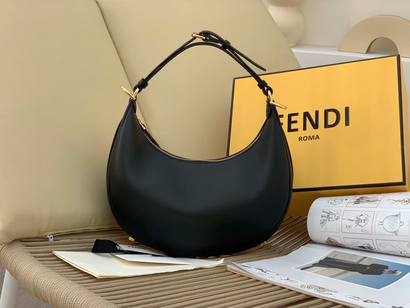 Fendi Fendigraphy Small Hobo Bag In Black Leather 465