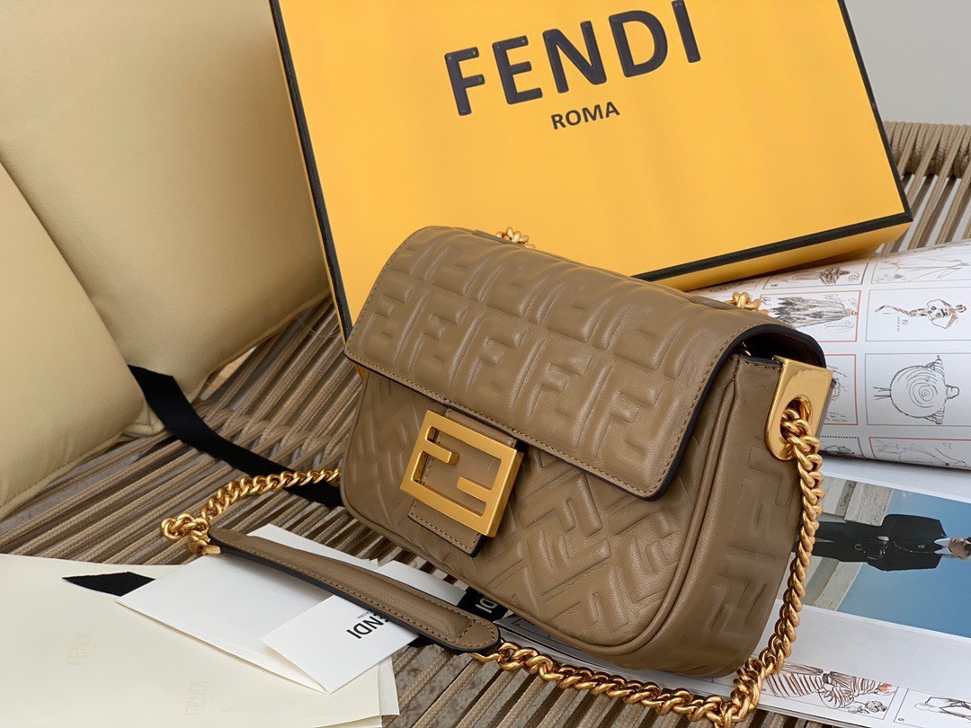 Fendi Baguette Chain Midi Bag In Taupe Nappa Leather 944