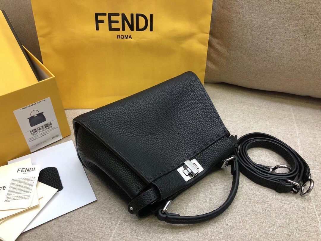 Fendi Peekaboo Mini Selleria Bag In Black Cuoio Romano Leather 048