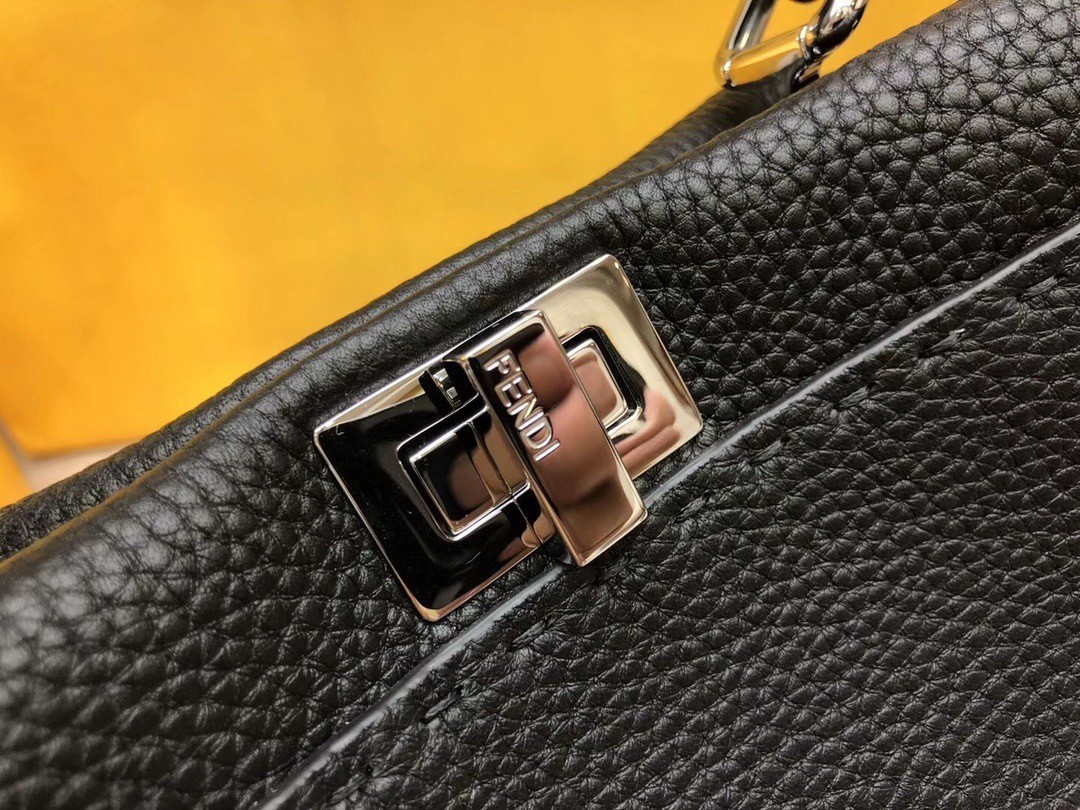 Fendi Peekaboo Mini Selleria Bag In Black Cuoio Romano Leather 048