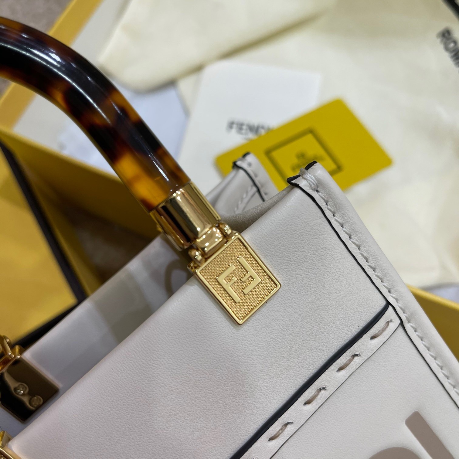 Fendi Mini Sunshine Shopper Bag In White Leather 173