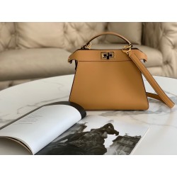 Fendi Peekaboo ISeeU Small Bag In Beige Calfskin 227