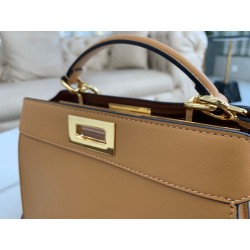 Fendi Peekaboo ISeeU Small Bag In Beige Calfskin 227