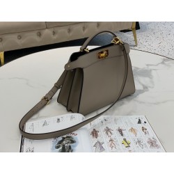 Fendi Peekaboo ISeeU Small Bag In Grey Calfskin 267