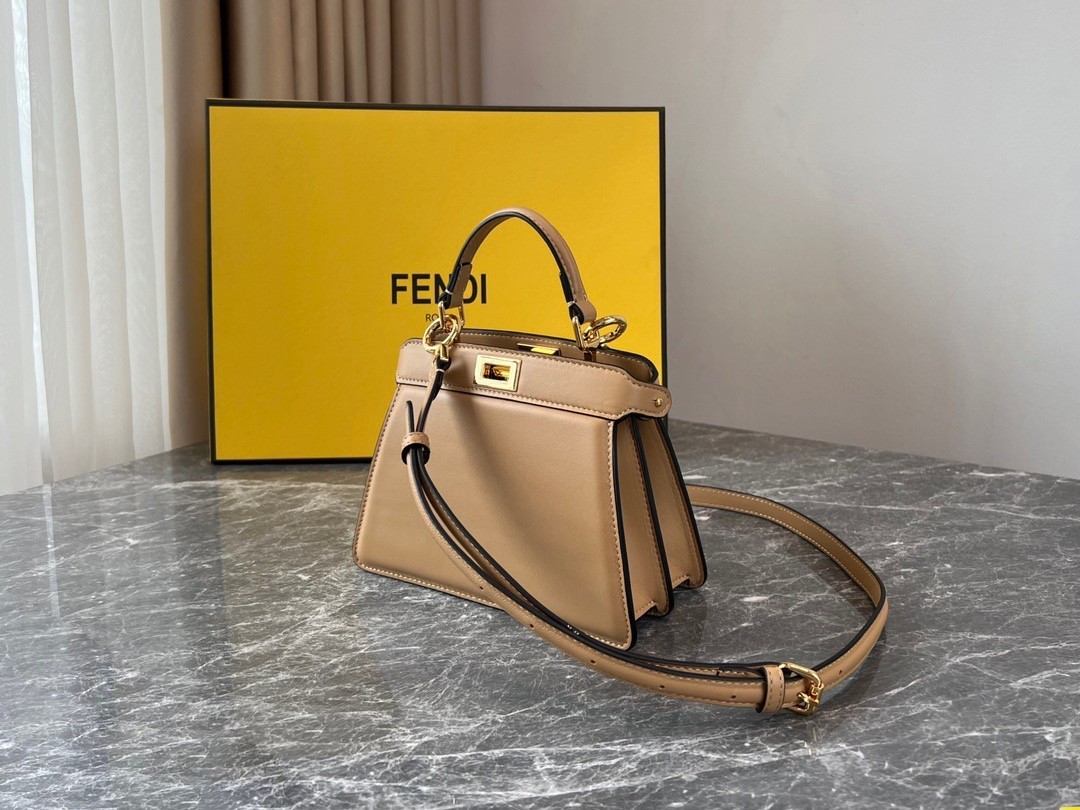 Fendi Peekaboo ISeeU Petite Bag In Beige Nappa Leather 344