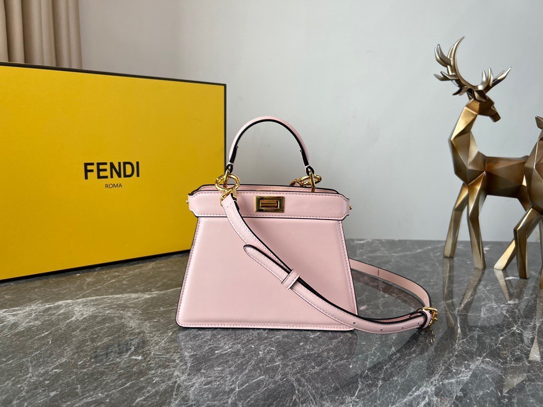 Fendi Peekaboo ISeeU Petite Bag In Pink Nappa Leather 448