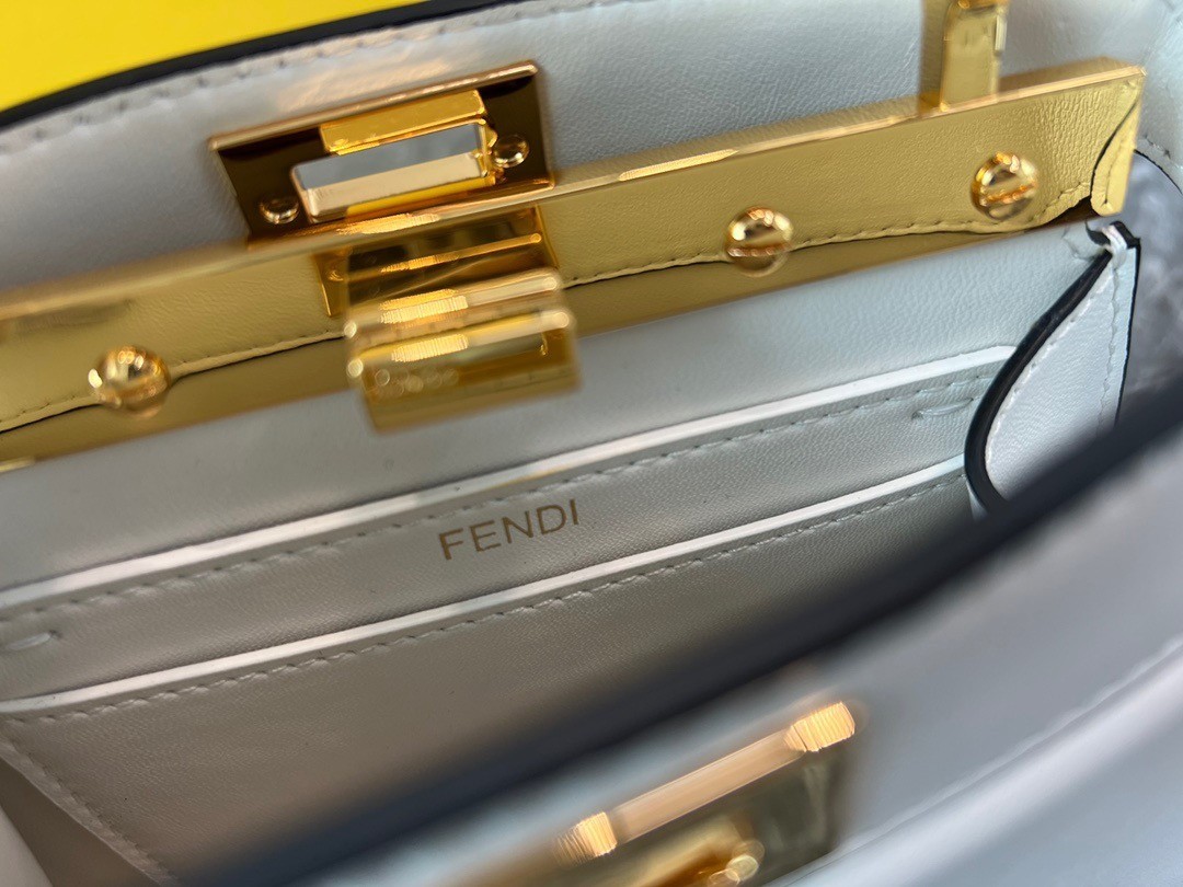 Fendi Peekaboo ISeeU Petite Bag In White Nappa Leather 477