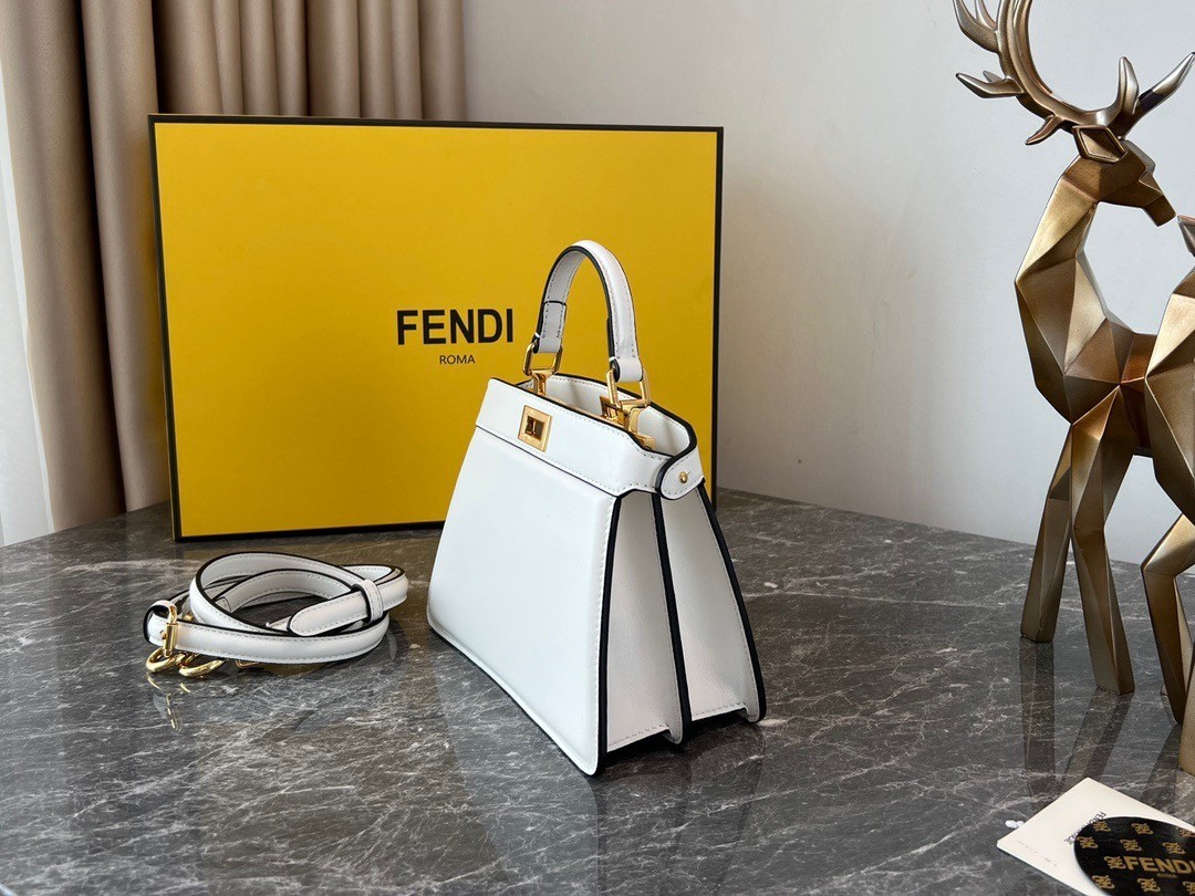 Fendi Peekaboo ISeeU Petite Bag In White Nappa Leather 477