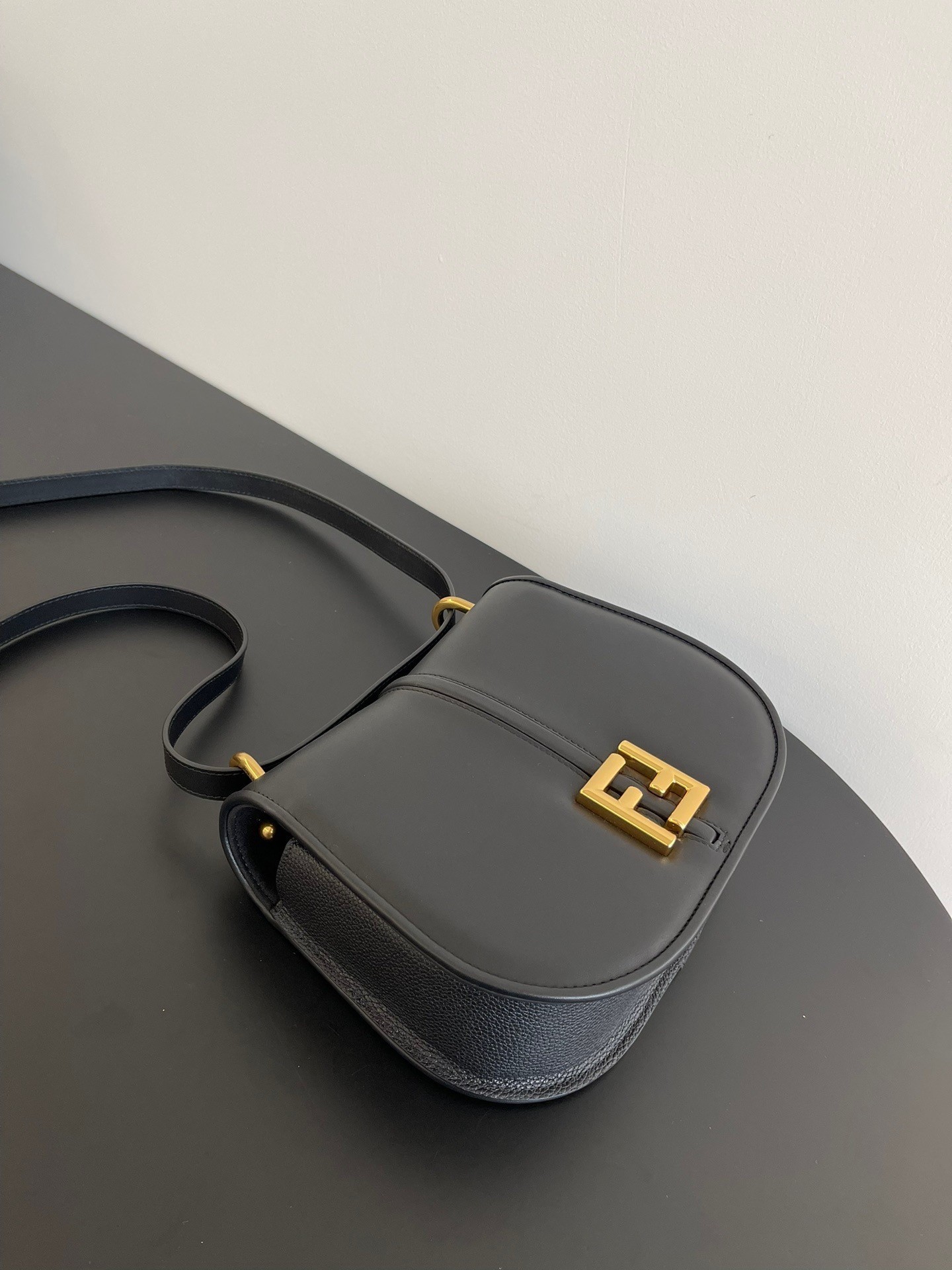 Fendi C’mon Medium Bag in Black Calfskin 499