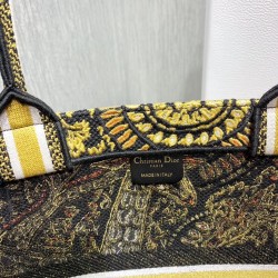 Dior Book Tote Bag In Yellow Animals Embroidered Canvas 856