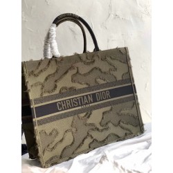 Dior Book Tote Bag In Green Camouflage Embroidered Canvas 473