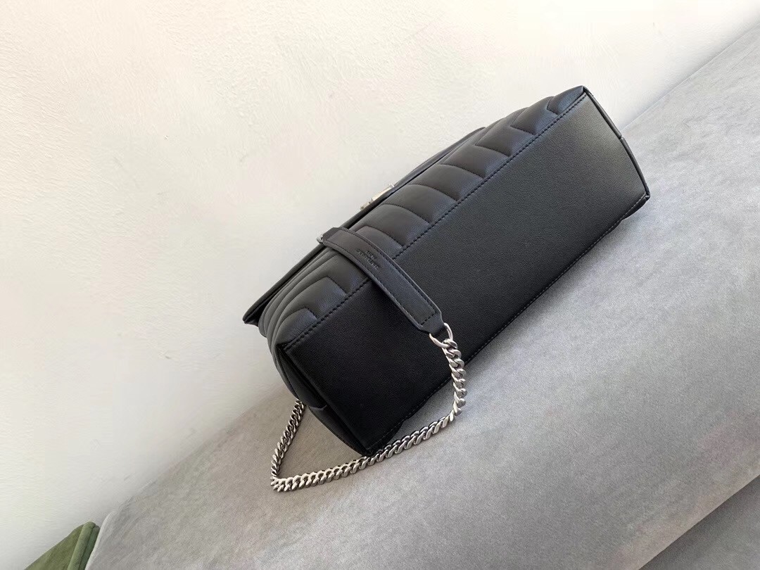 Saint Laurent Loulou Medium Bag In Noir Matelasse Leather 423