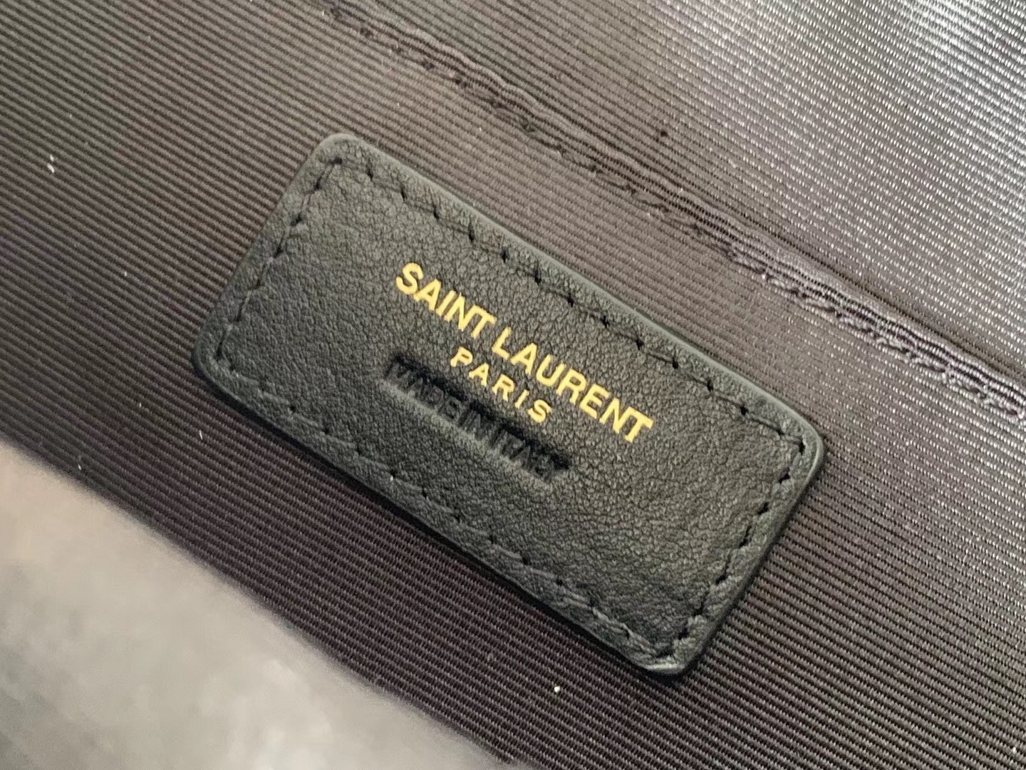 Saint Laurent Lou Camera Bag In White Leather 459