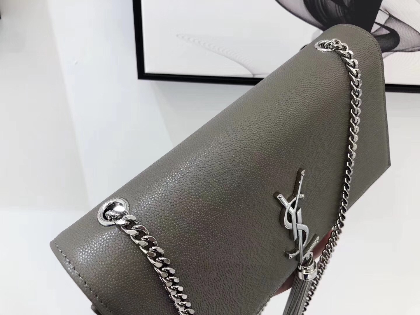 Saint Laurent Medium Kate Bag With Tassel In Grey Grained Leather 486