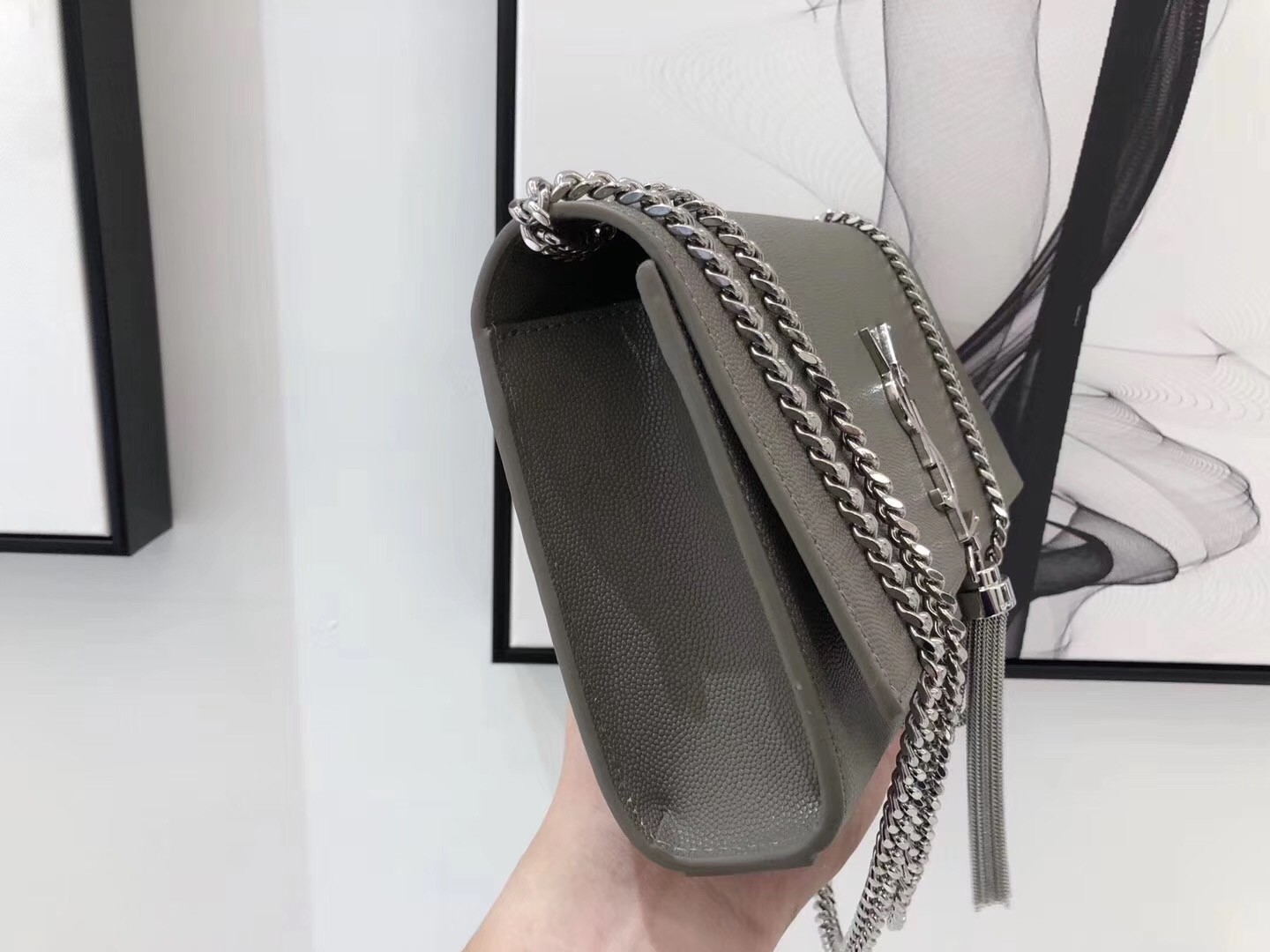 Saint Laurent Medium Kate Bag With Tassel In Grey Grained Leather 486