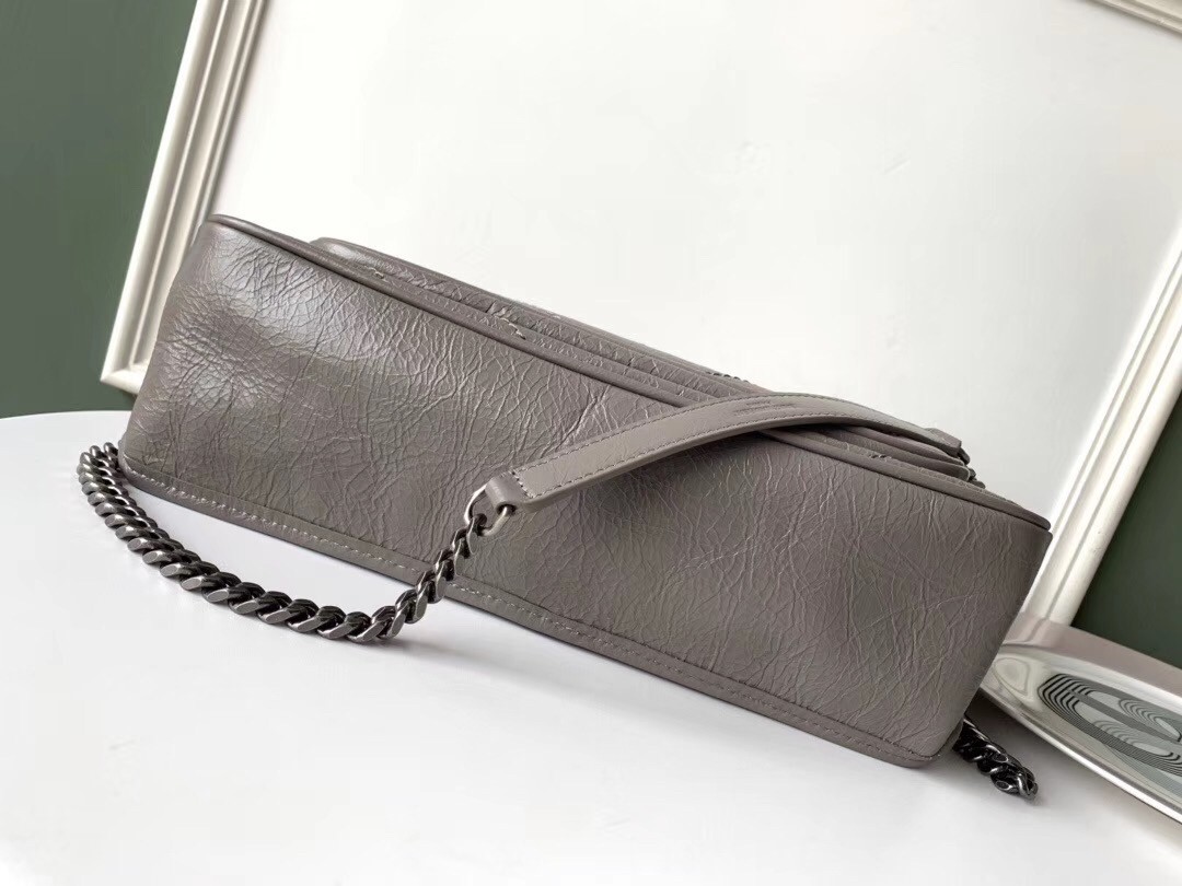 Saint Laurent Large Niki Chain Bag In Grey Crinkled Leather 068