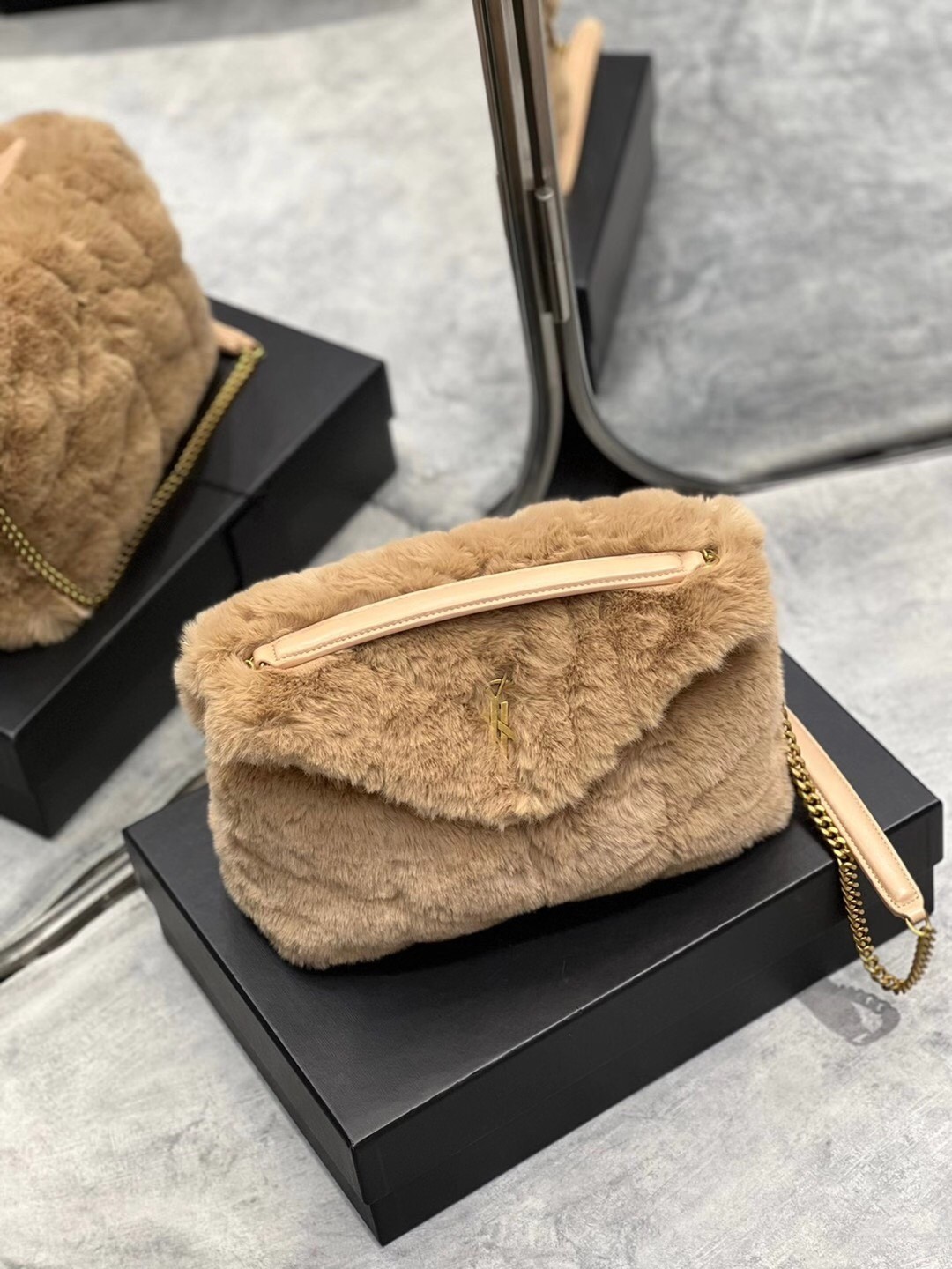 Saint Laurent Loulou Small Bag In Beige Shearling 515