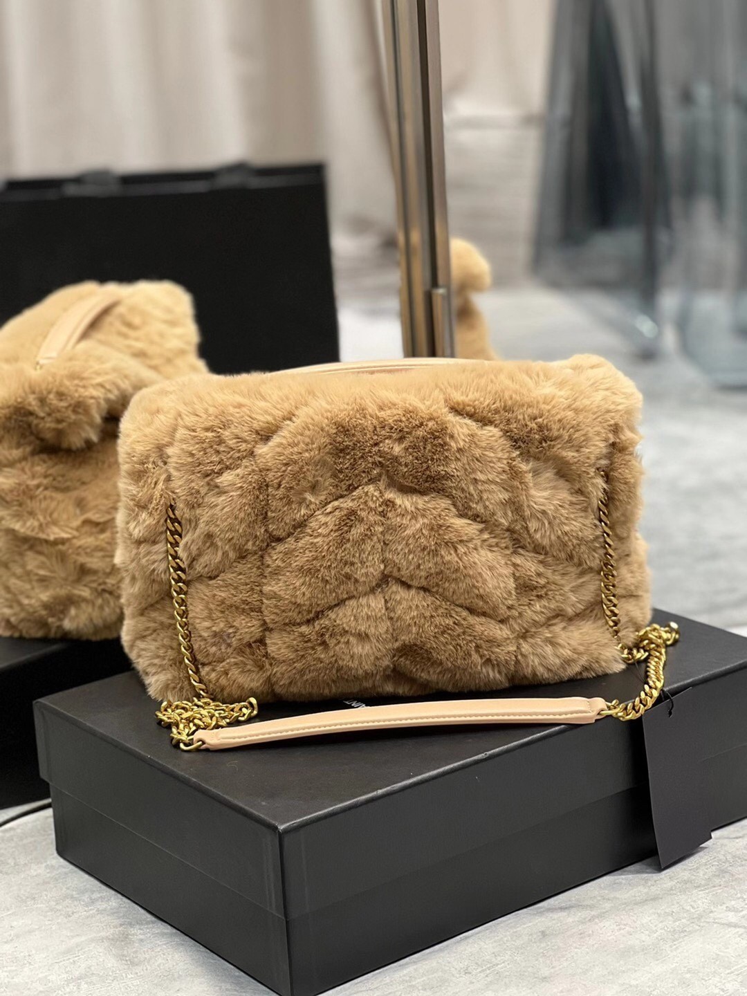 Saint Laurent Loulou Small Bag In Beige Shearling 515