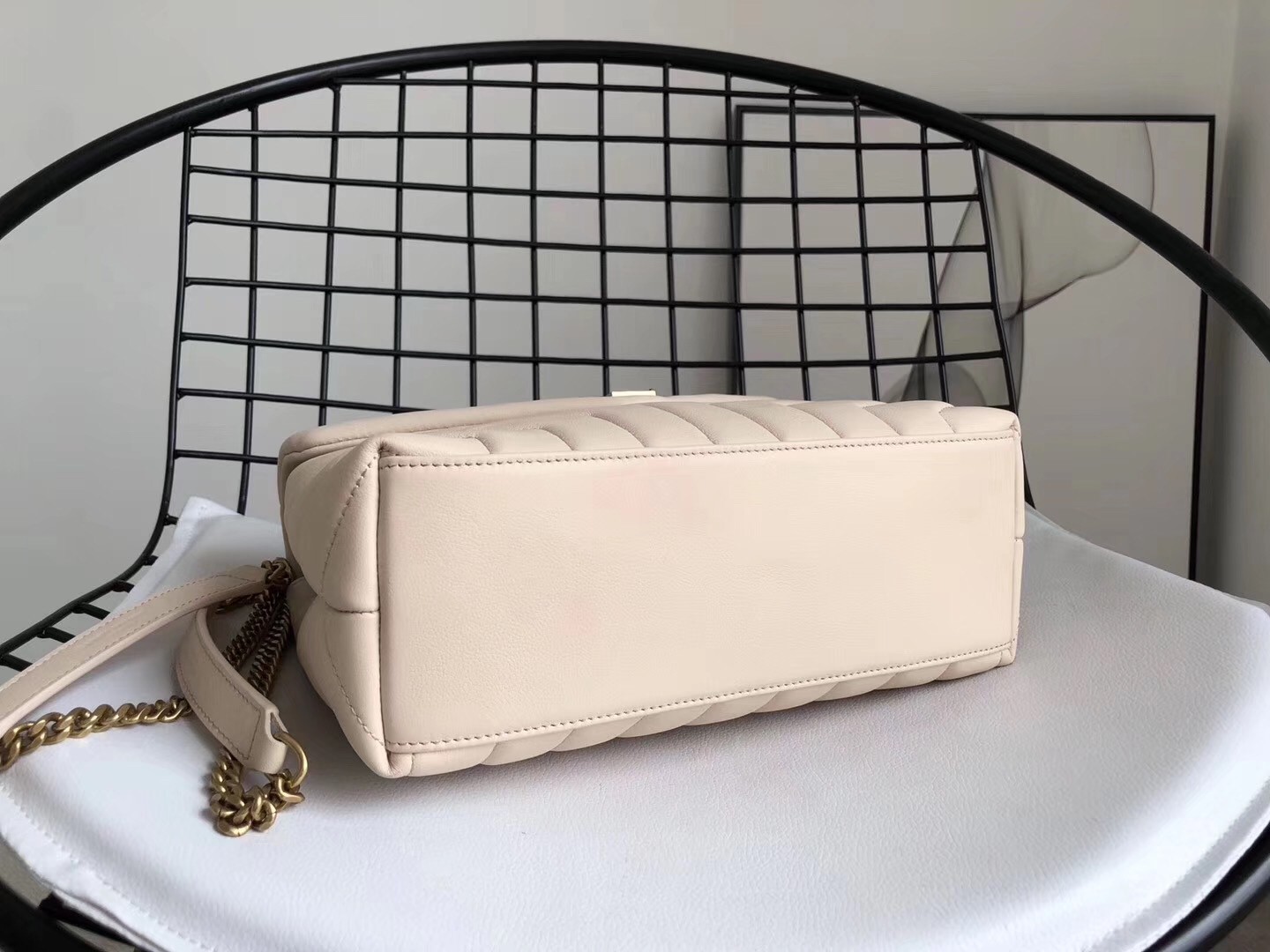 Saint Laurent Loulou Small Bag In Beige Matelasse Leather 593