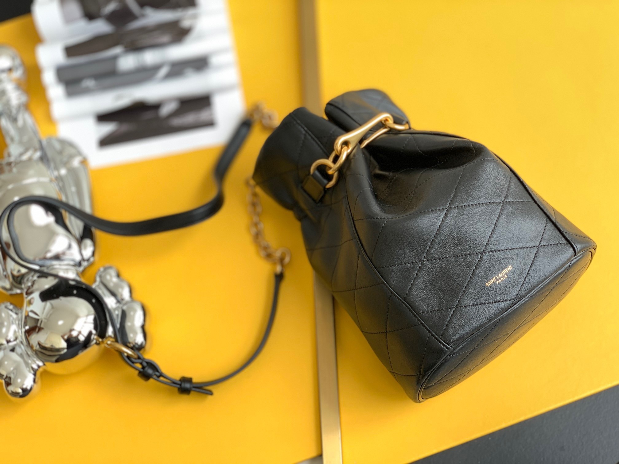 Saint Laurent Le Maillon Hook Bucket Bag In Black Lambskin 611