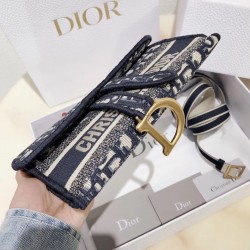 Dior Saddle Pochette In Blue Oblique Canvas 148