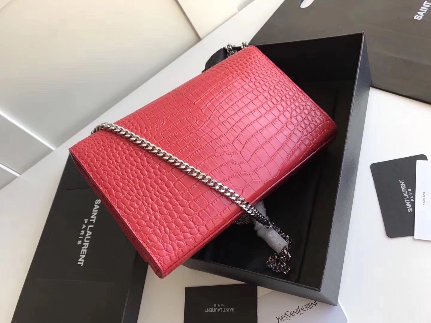 Saint Laurent Medium Kate Bag With Tassel In Red Croc-Embossed Leather 763