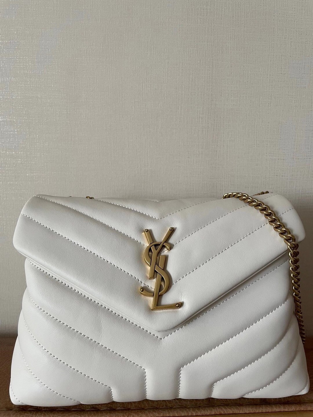 Saint Laurent Loulou Small Bag In White Matelasse Leather 903