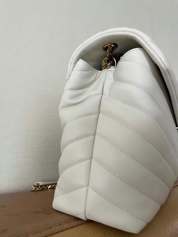 Saint Laurent Loulou Medium Bag In White Matelasse Leather 181