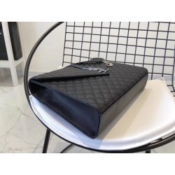 Saint Laurent Envelope Large Bag In Noir Grained Leather 938