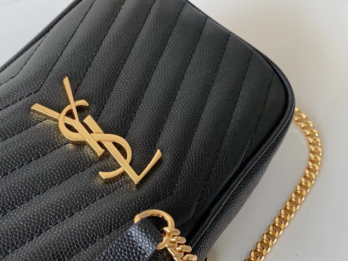 Saint Laurent Lou Mini Bag In Black Grained Leather 954