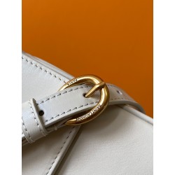 Saint Laurent Le Maillon Bag In White Calfskin 975