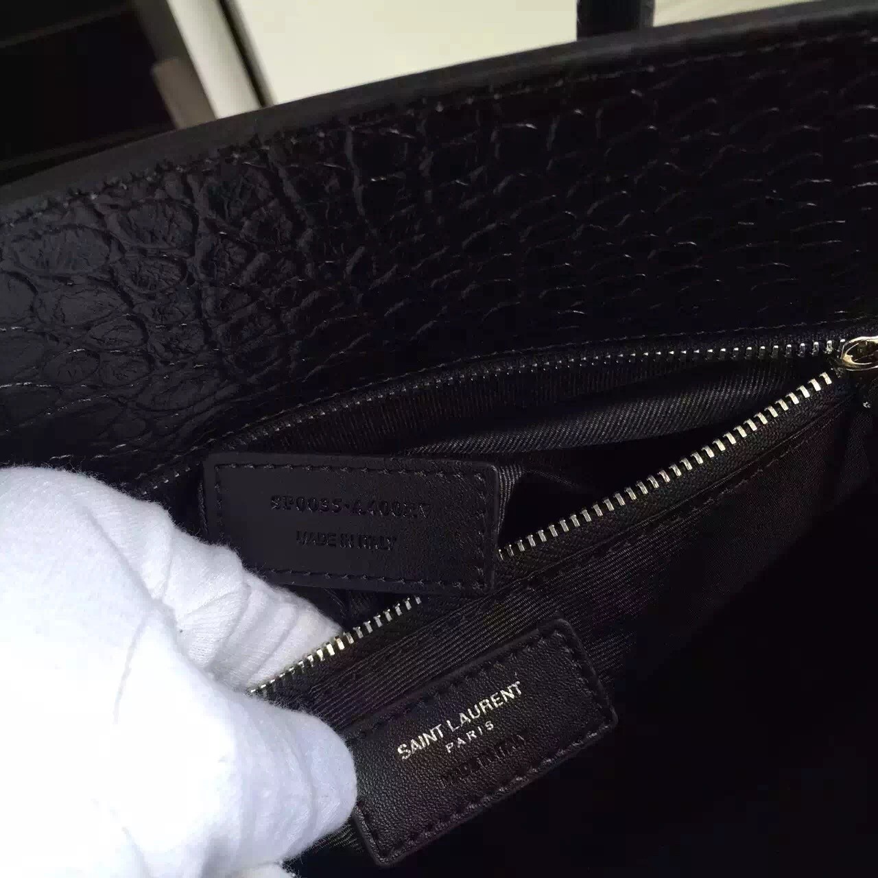 Saint Laurent Small Sac De Jour Bag In Black Crocodile Leather 613