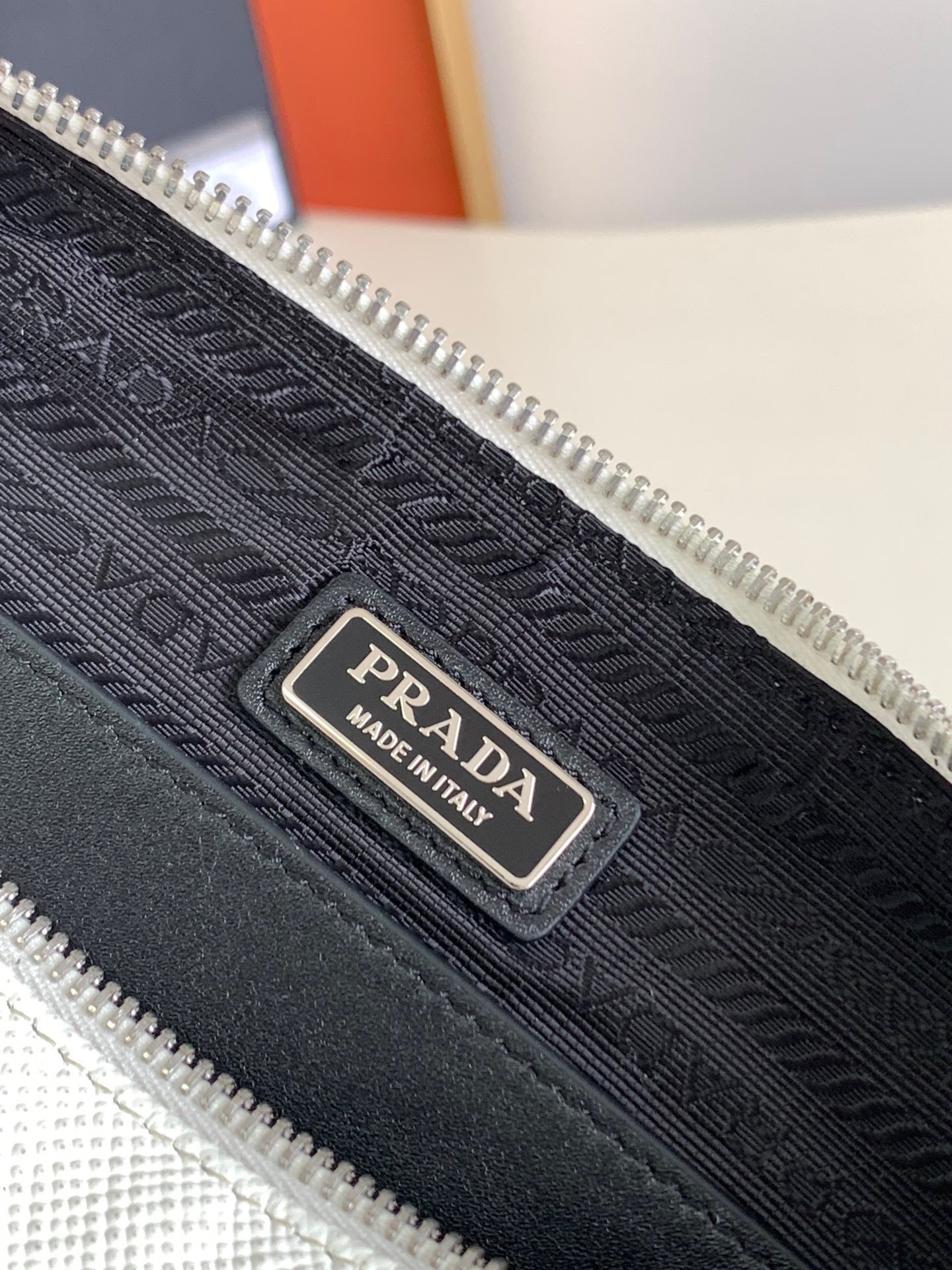 Prada Triangle Shoulder Bag In White Saffiano Calfskin 007