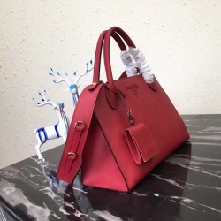 Prada Large Monochrome Bag In Red Saffiano Leather 002