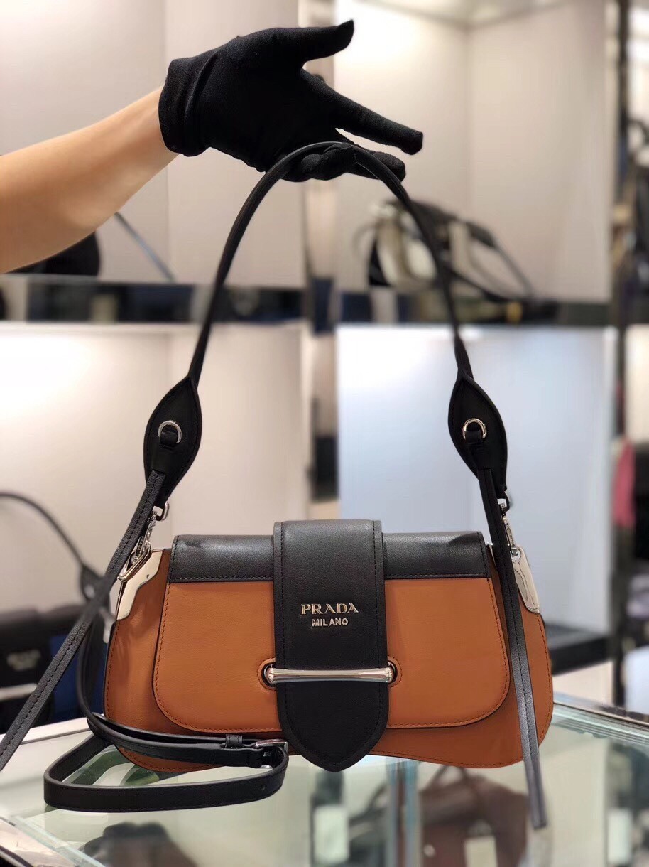 Prada Sidonie Shoulder Bag In Brown/Black Leather 983