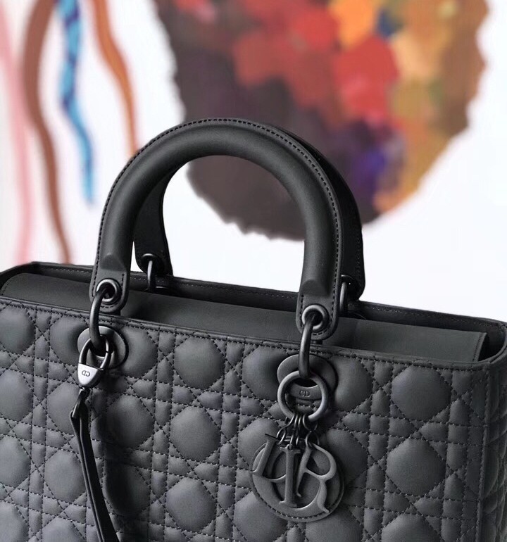 Dior Large Lady Dior Ultra-Matte So Black Bag 095