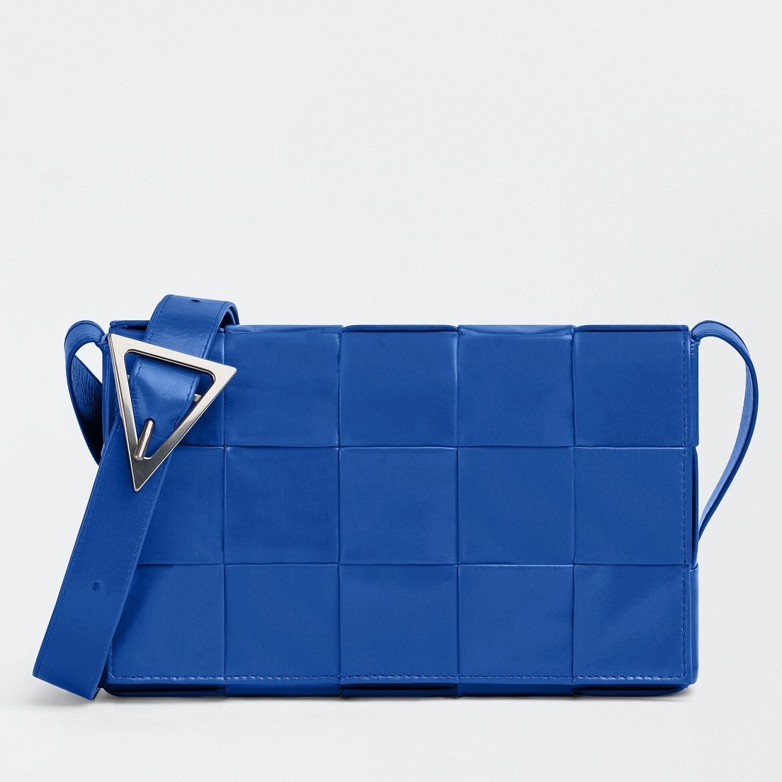 Bottega Veneta Cassett Bag In Cobalt Wrinkled Calfskin 008