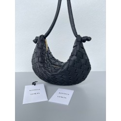 Bottega Veneta Turn Bag In Black Intrecciato Lambskin 763