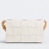 Bottega Veneta Cassette Bag In White Grained Leather 912