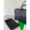 Bottega Veneta Arco Medium Tote In Black Intrecciato Leather 710