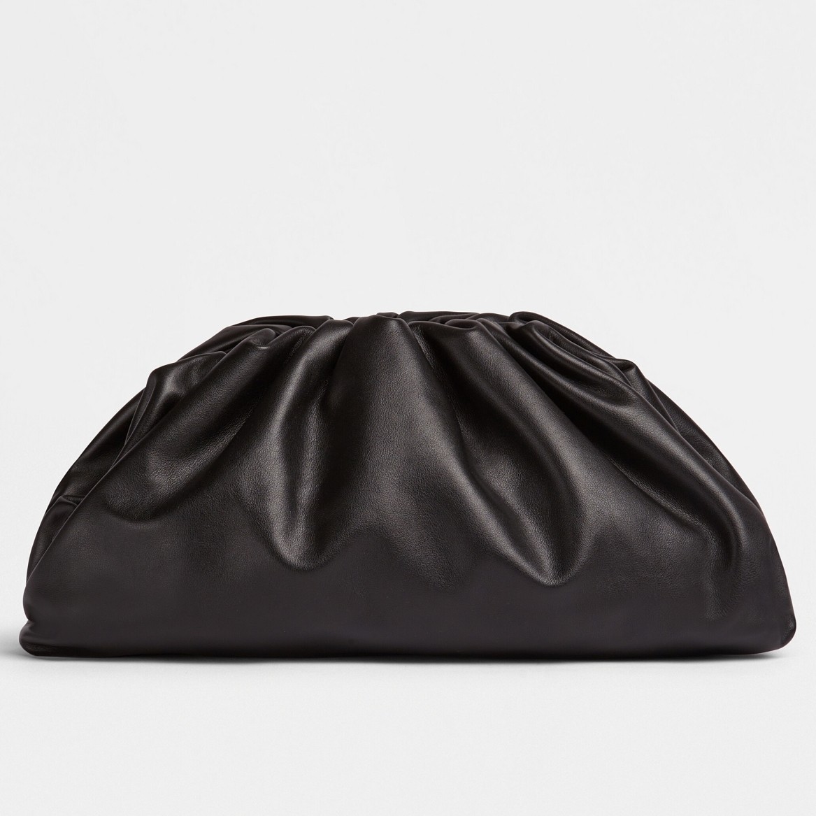 Bottega Veneta The Pouch Clutch In Black Calfskin 470