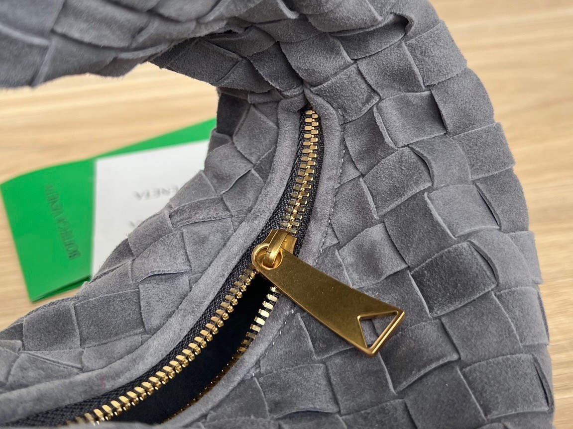 Bottega Veneta BV Jodie Mini Bag In Thunder Intrecciato Suede 663