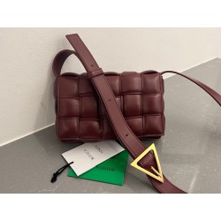 Bottega Veneta Small Padded Cassette Bag In Barolo Lambskin 709