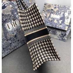 Dior Book Tote Bag In Houndstooth Embroidery Canvas 226