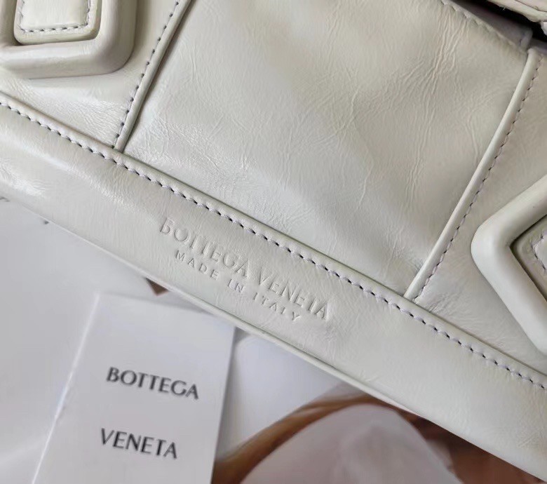 Bottega Veneta Arco Small Bag In White Intrecciato Leather 291