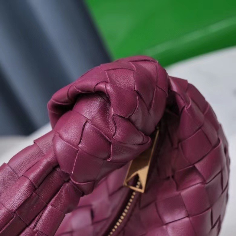 Bottega Veneta BV Jodie Mini Bag In Cinnabar Intrecciato Lambskin 644