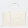 Bottega Veneta Arco Medium Tote In White Intrecciato Lambskin 269